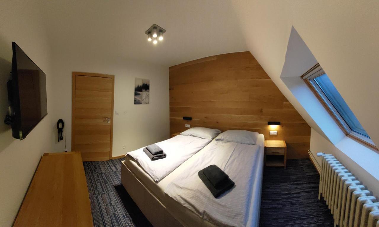 Apartman 206 Zaly Бенецко Екстериор снимка